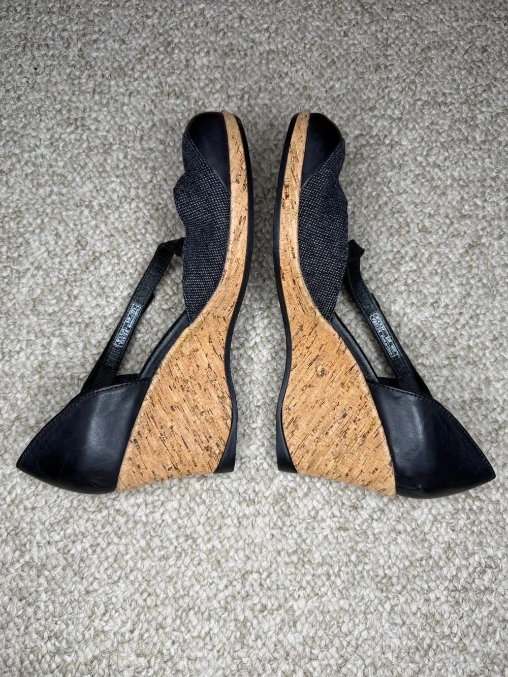 NWOT Teva Riviera Mary Jane’s